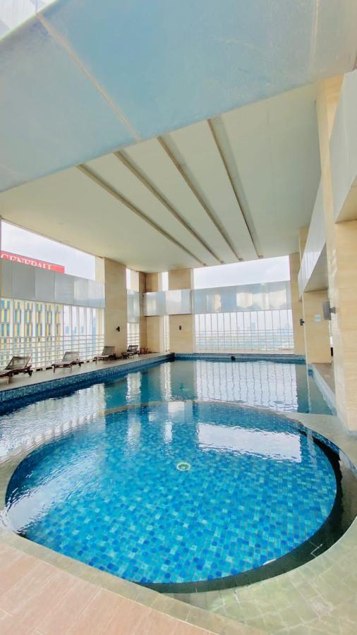The H Tower Rasuna Suites Kuningan Jakarta By Villaloka Экстерьер фото