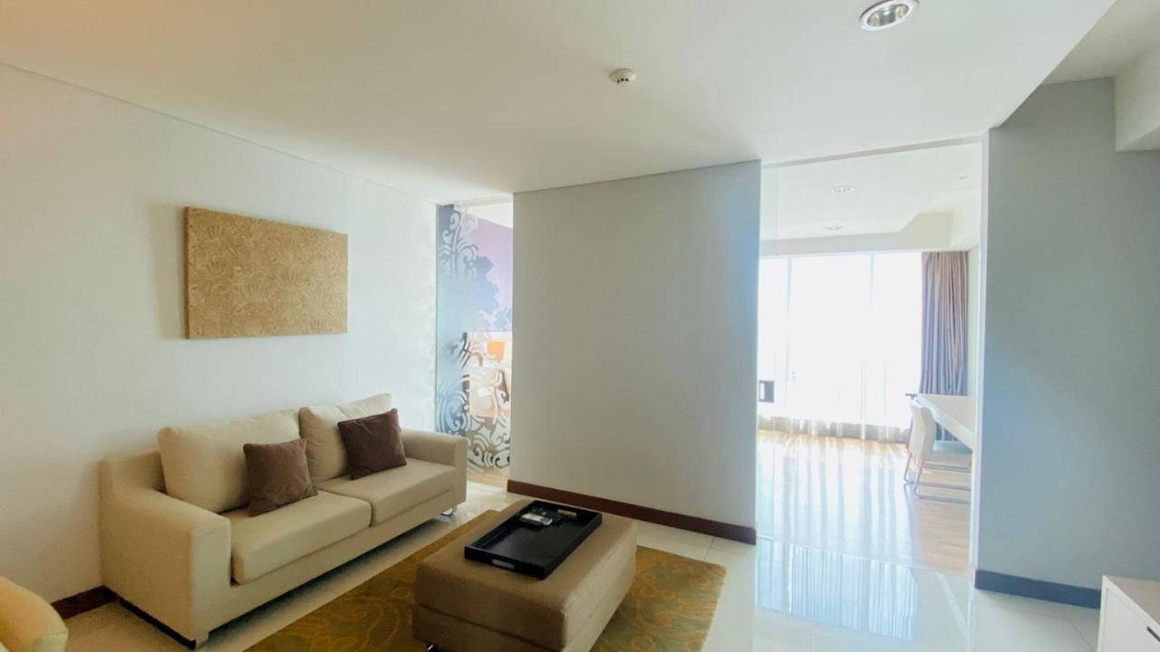 The H Tower Rasuna Suites Kuningan Jakarta By Villaloka Экстерьер фото