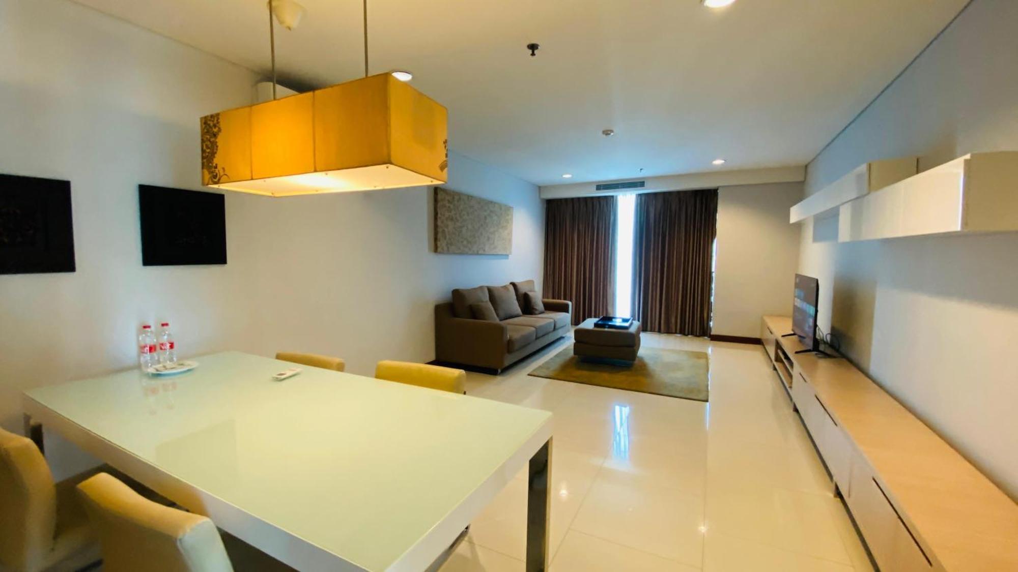 The H Tower Rasuna Suites Kuningan Jakarta By Villaloka Экстерьер фото