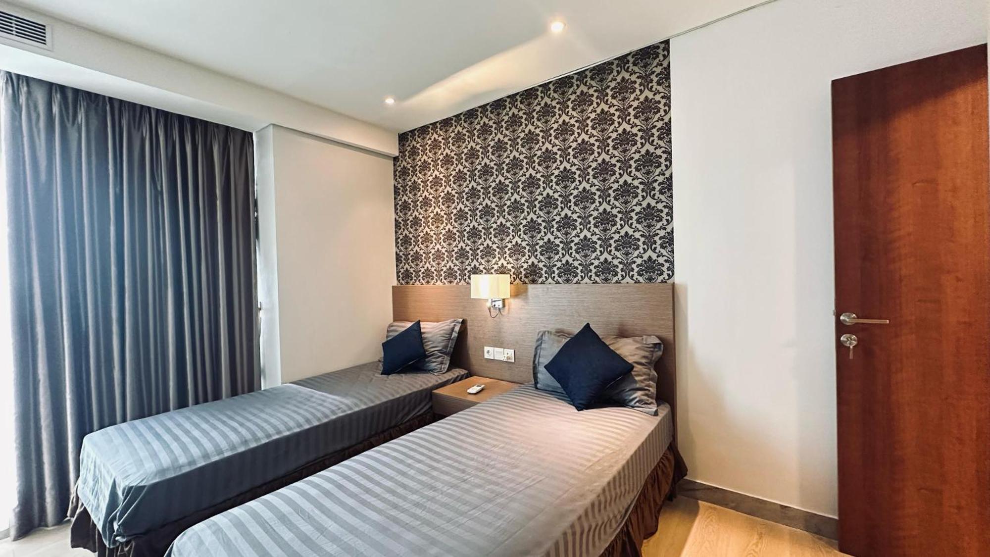 The H Tower Rasuna Suites Kuningan Jakarta By Villaloka Экстерьер фото