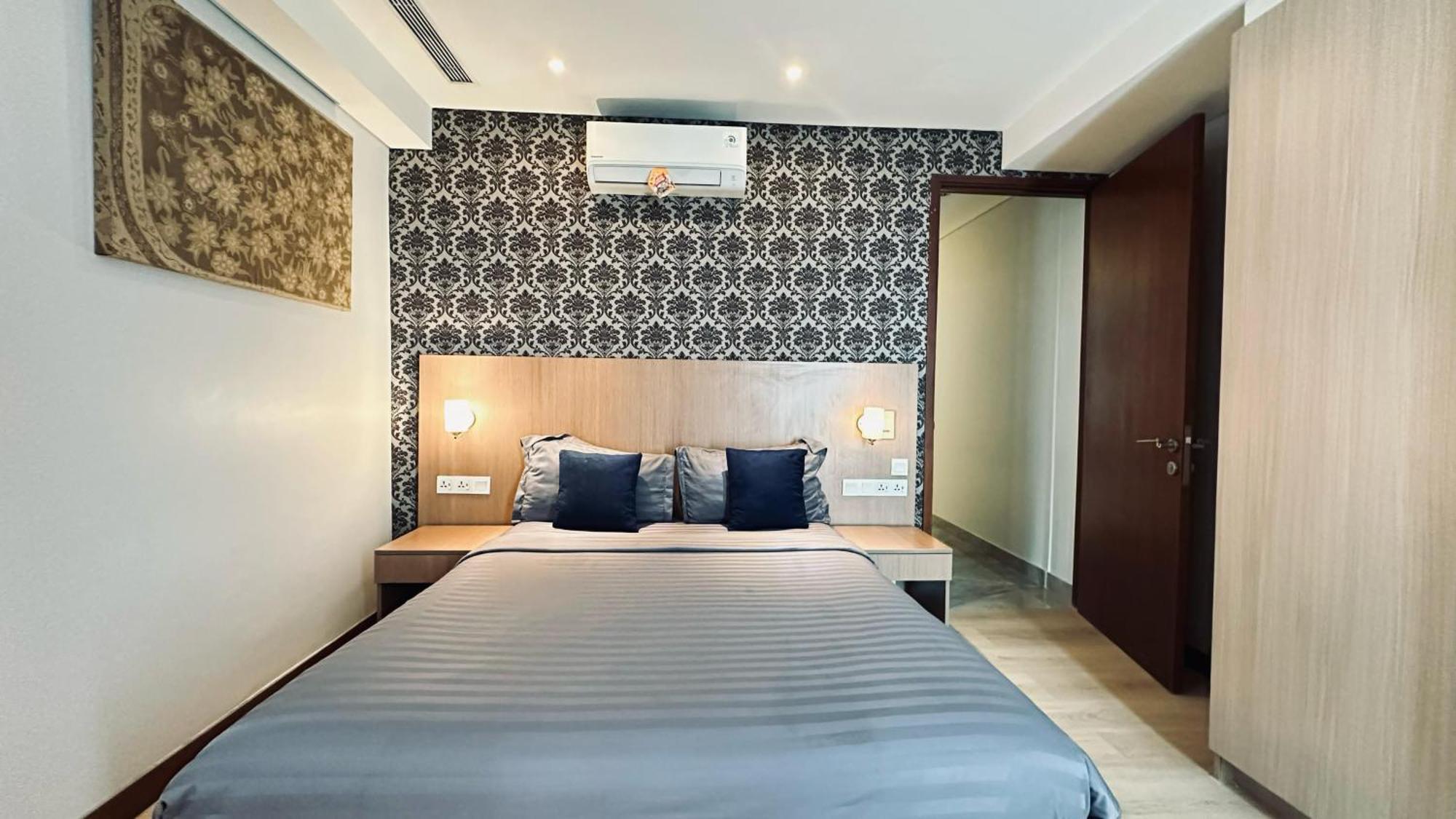 The H Tower Rasuna Suites Kuningan Jakarta By Villaloka Экстерьер фото