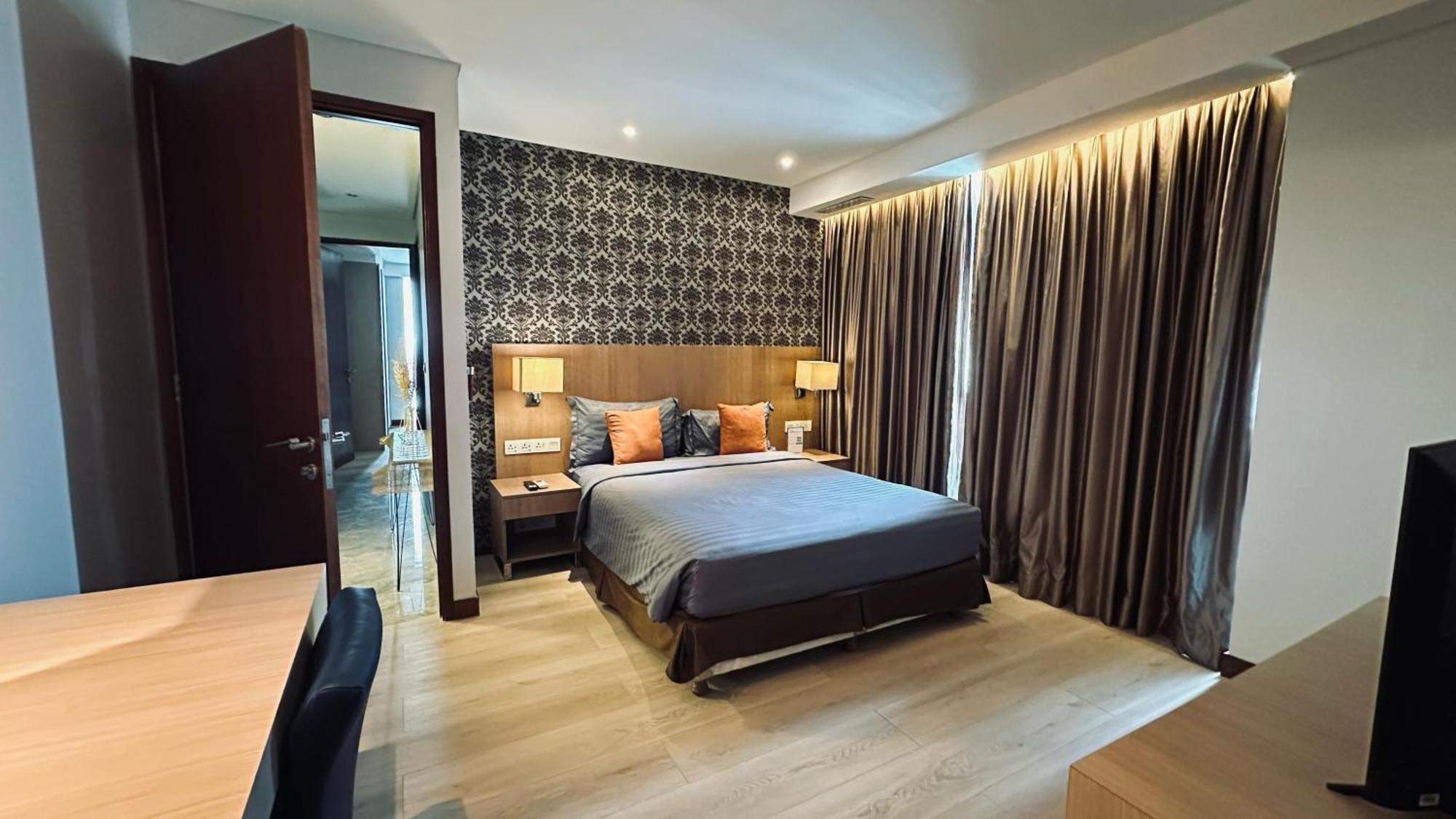 The H Tower Rasuna Suites Kuningan Jakarta By Villaloka Экстерьер фото